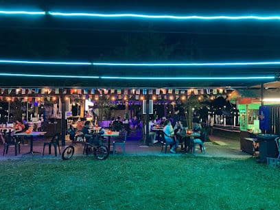 Bistro At The Park - Dog Cafes