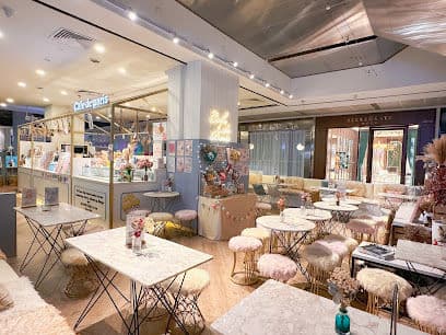 Café de Paris - Dog Cafes