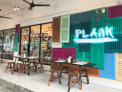 Plank Sourdough Pizza - Eng Kong Park - Dog Cafes
