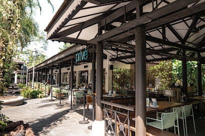 Privé Botanic Gardens - Dog Cafes
