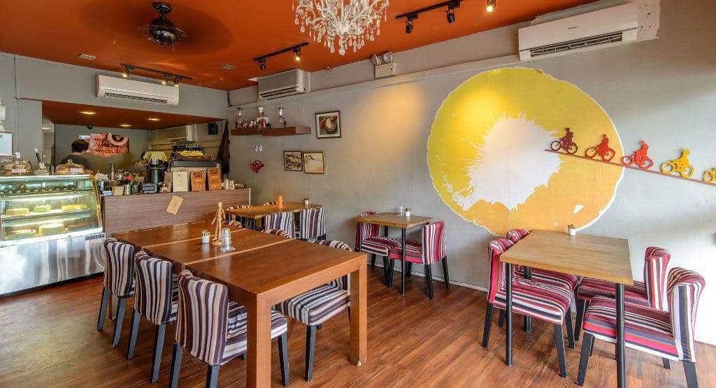 Sun Ray Cafe - Dog Cafes