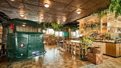 Surrey Hills Grocer - One Holland Village - Dog Cafes