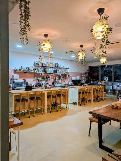 Wakamama - Dog Cafes
