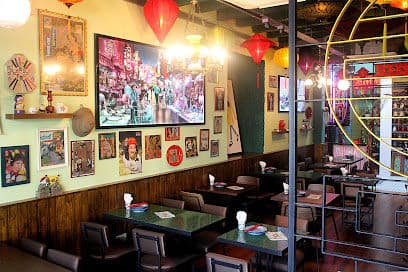 Xiao Ya Tou - Dog Cafes